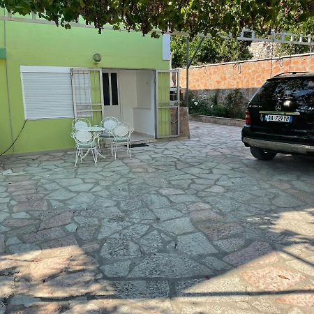 Apartamente Gleni Sarandë Exterior foto
