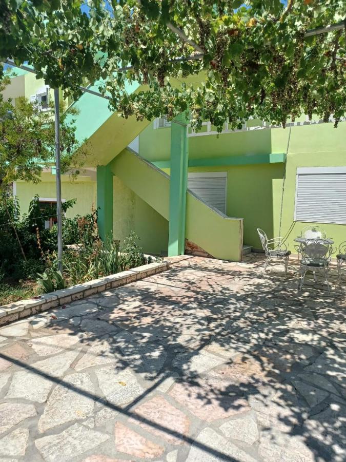 Apartamente Gleni Sarandë Exterior foto